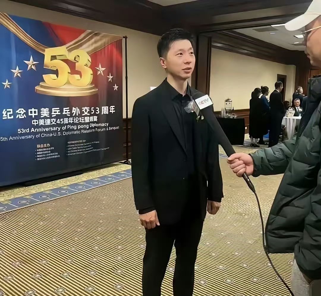 国乒在比赛中因伤离场，马龙主教练感到担心！的简单介绍